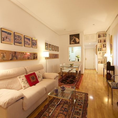 Chueca Dreams Apartment Madrid Luaran gambar